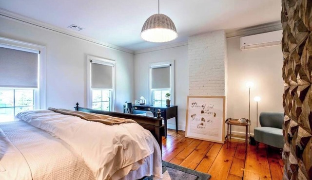 Vine + Sand-Southold, NY'S Newest B&B-Room 2-King Bed and Ensuite Bathroom With Rain Shower