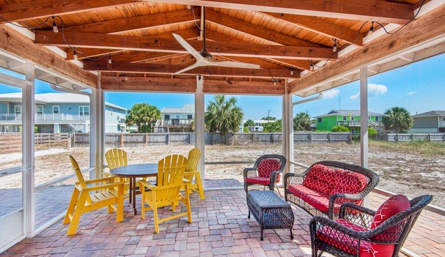 🌅Walk to Pensacola Beach-Pet Friendly-3BR The Sugar Shack🌅