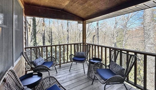 Walk to town,covered deck dining,wood-burning fireplace