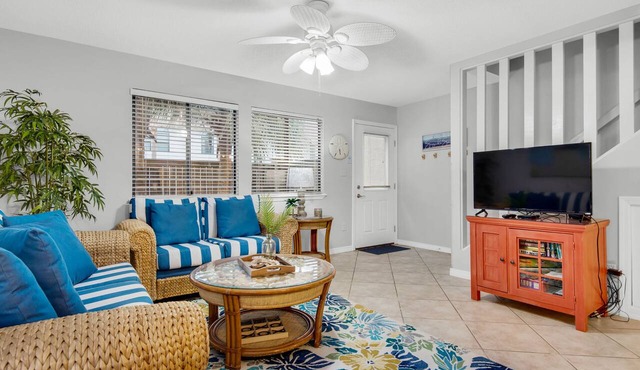 🏝️Walk2Beach-Pool-Santa Rosa Sound-2BR Sugar Beach F-26