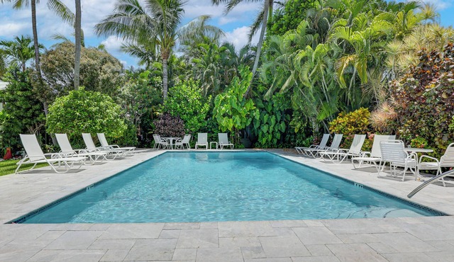 Walkable Home w/Deck, Office & More in Key West