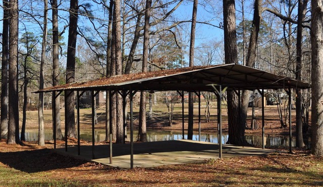 Waterfront Cabin at Six Mile Boat Ramp on Lake Toledo Bend