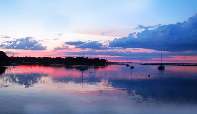 WATERFRONT home in Hamptons