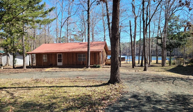 *WATERFRONT in Six Mile (Hemphill) on Toledo Bend