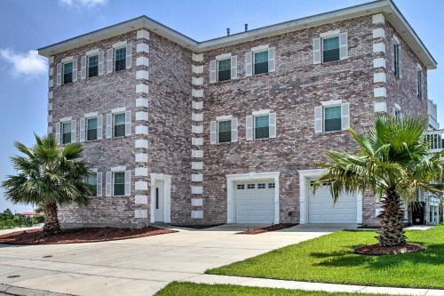 Waterfront NOLA Villa: 23 Mi to French Quarter!