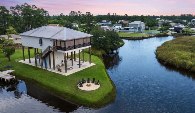 Waterfront Peninsula Home with Kayaks + Ping Pong + Dock