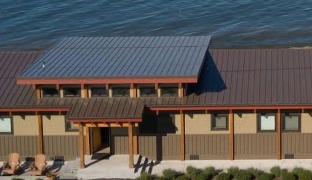 Waters Edge Your Ideal Beachfront Escape, sleeps 6