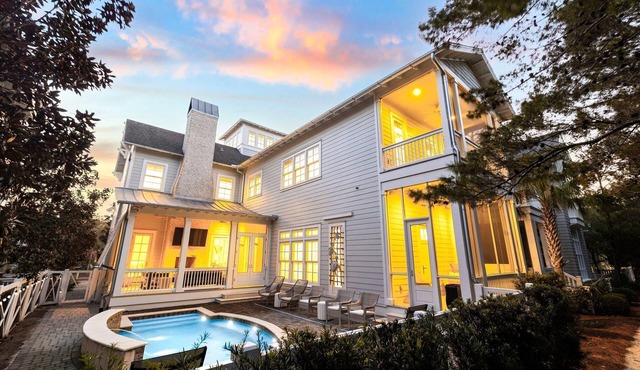 Watersound! Private Pool, LSV/Golf Cart, Bikes, Fireplaces!