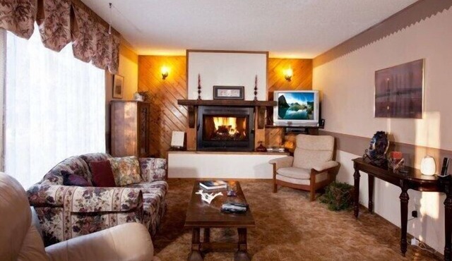 Wild Rose Bed & Breakfast in Saskatoon