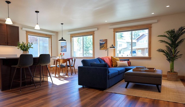 Winthrop Trailside Getaway 1 - A cozy trailside retreat in the Methow Valley.