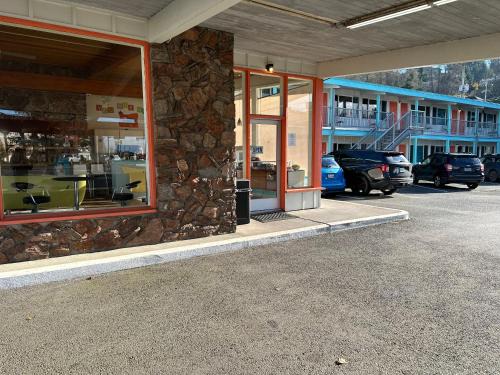 Motel 