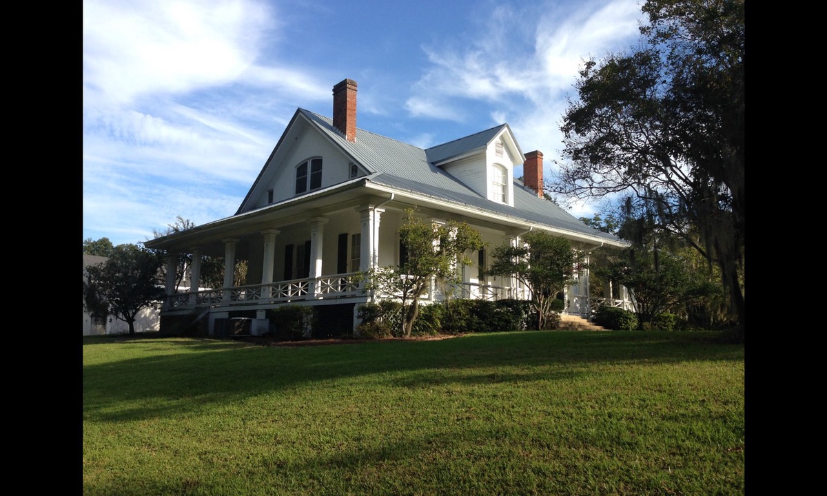 Alcorn State Hotel | Canemount Plantation Inn