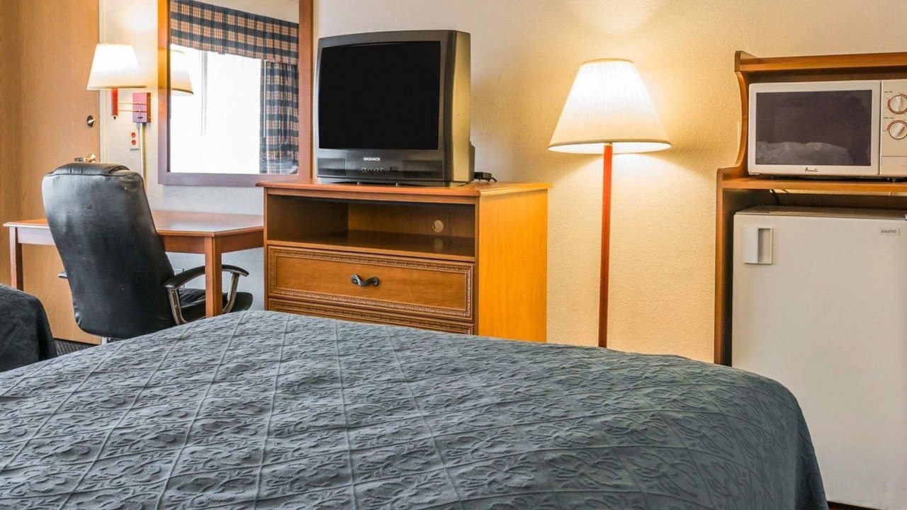 Photo of Bedroom in Kalamazoo