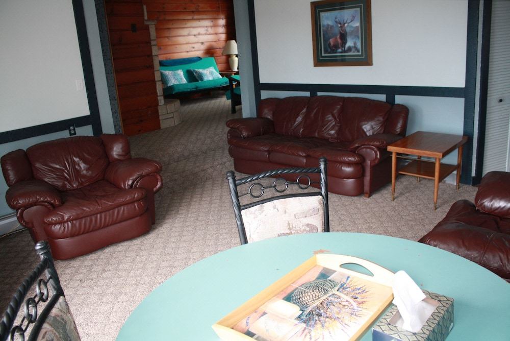 Photo of Livingroom in Tawas City