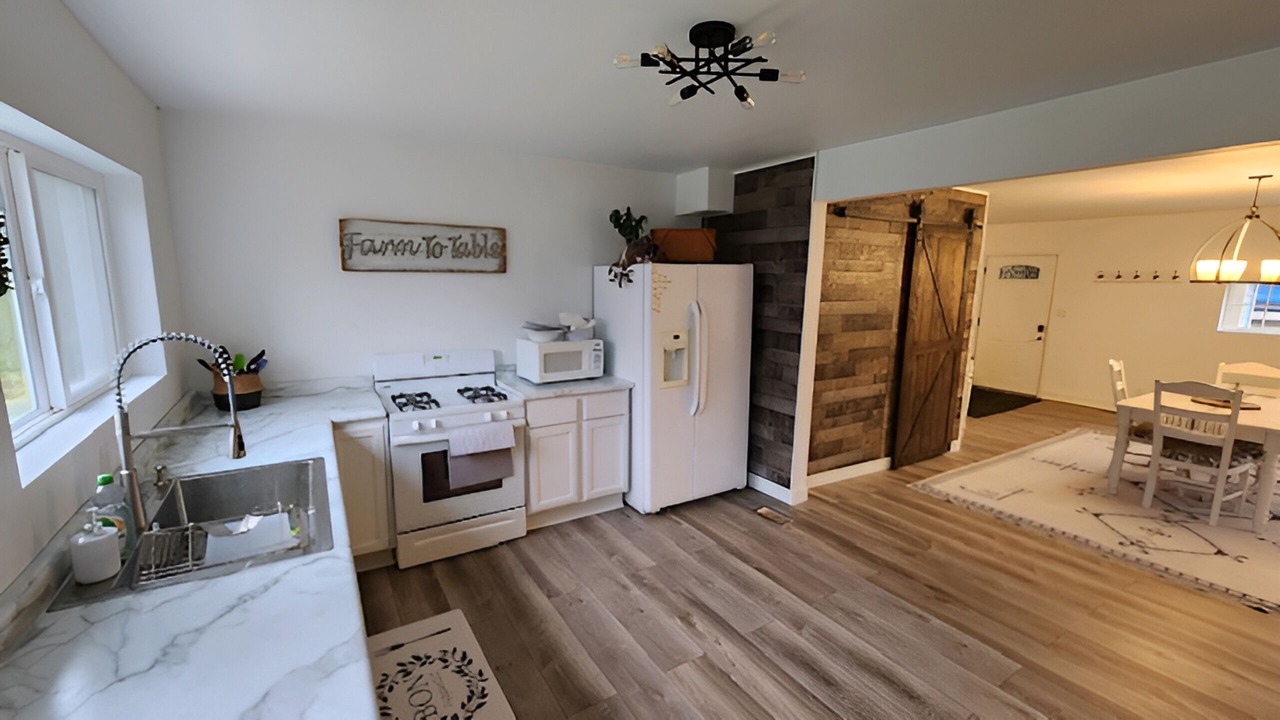 Photo of Kitchen in Atlantic Mine
