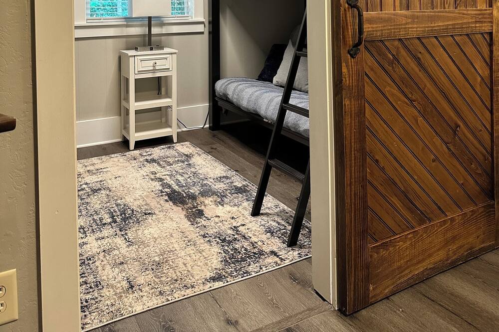 Photo of Bedroom in Covington
