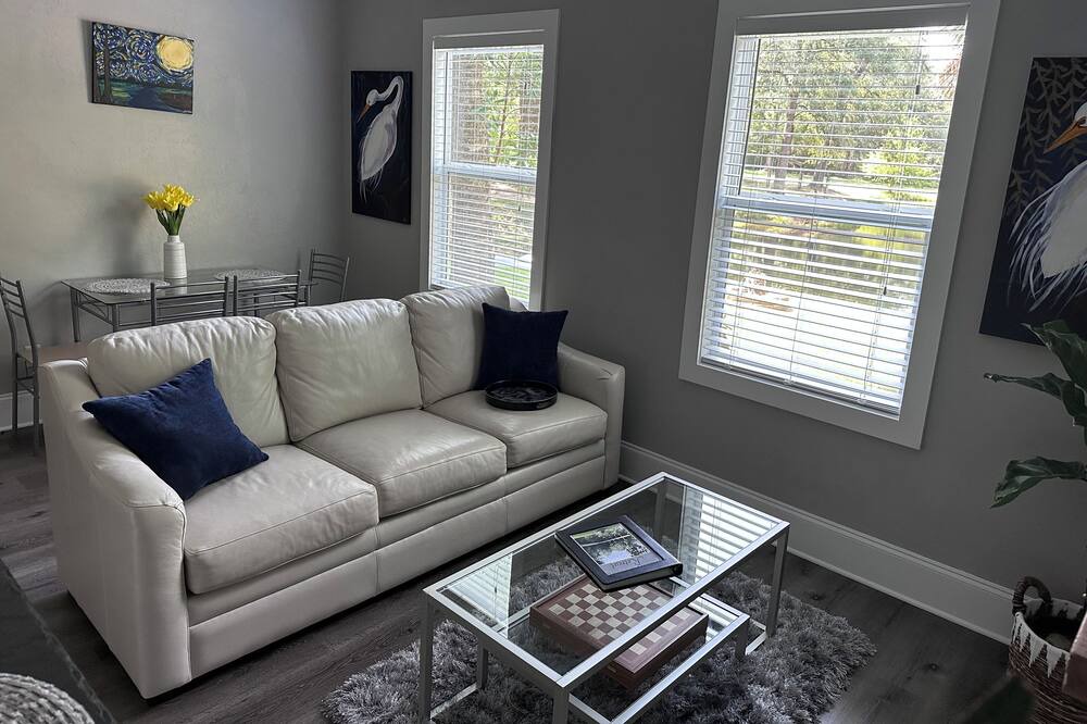 Photo of Livingroom in Covington