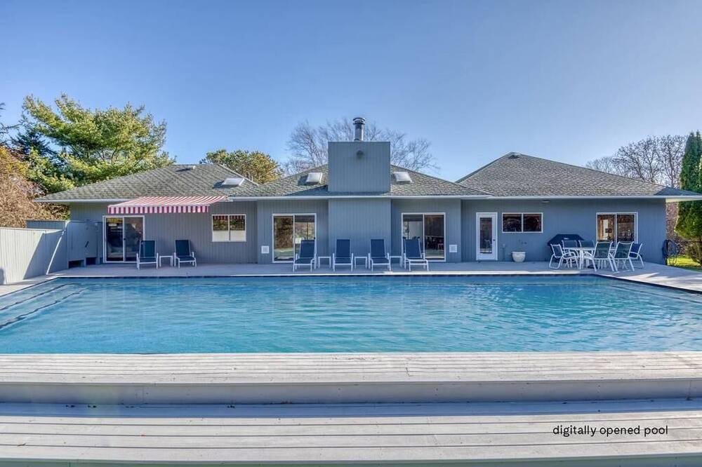 Photo of Outdoor in Westhampton