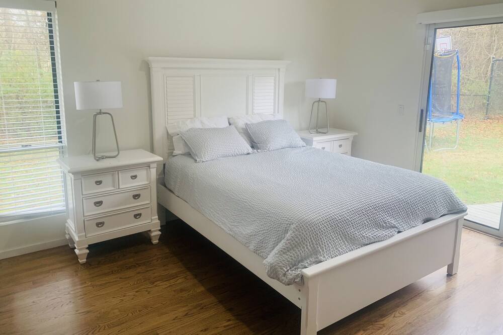 Photo of Bedroom in Westhampton