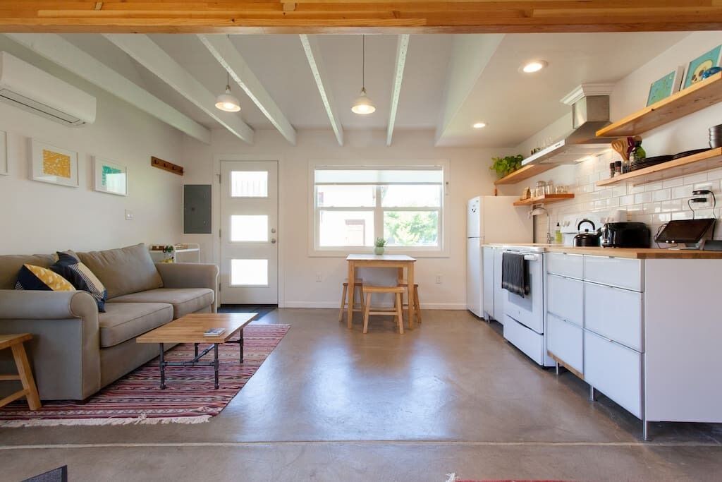 Photo of Livingroom in Alberta Arts District