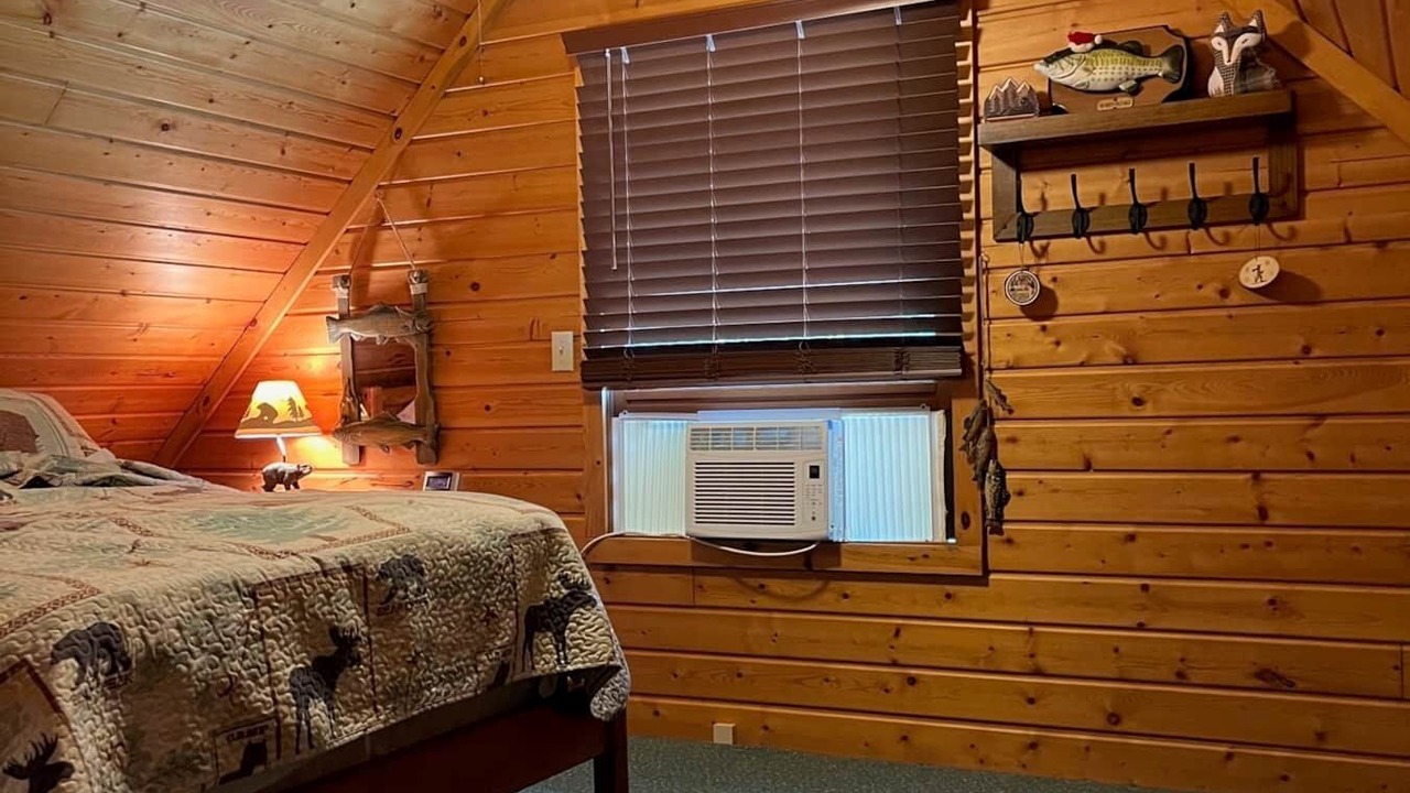 Photo of Bedroom in Gaylord