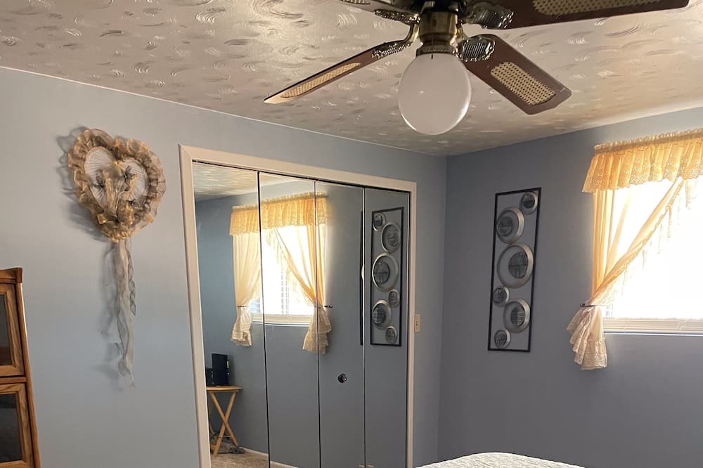 Photo of Bedroom in Fredonia