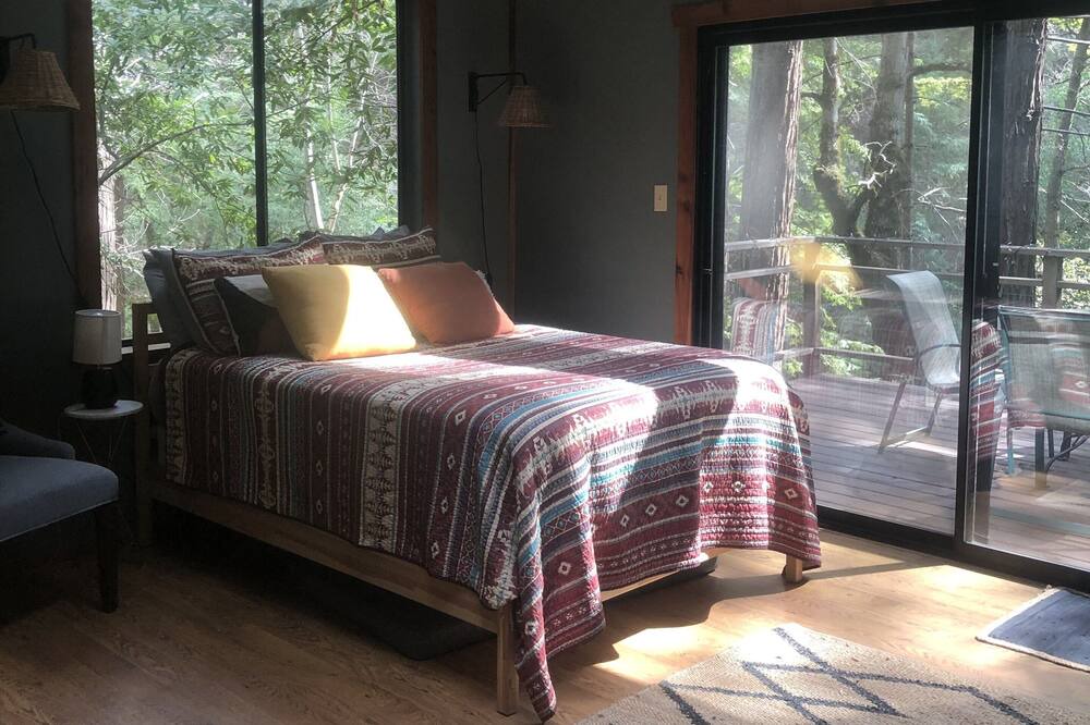 Photo of Bedroom in Boulder Creek