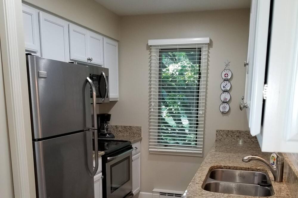 Photo of Kitchen in Acme
