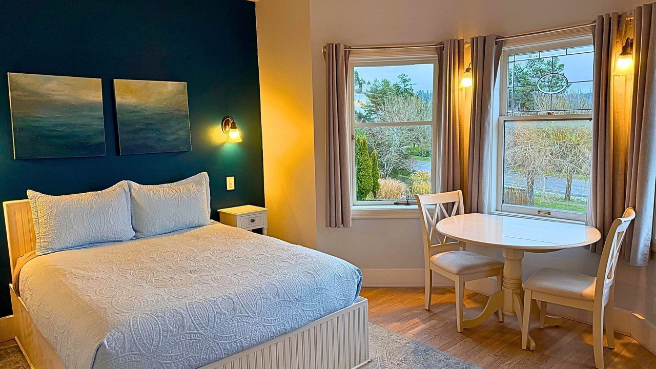 Photo of Bedroom in Lopez Island