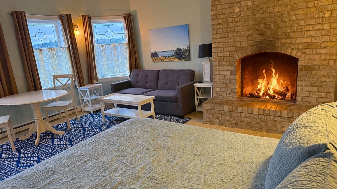 Photo of Bedroom in Lopez Island
