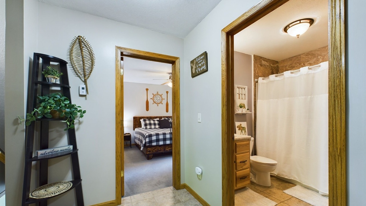 Photo of Bathroom in Munising