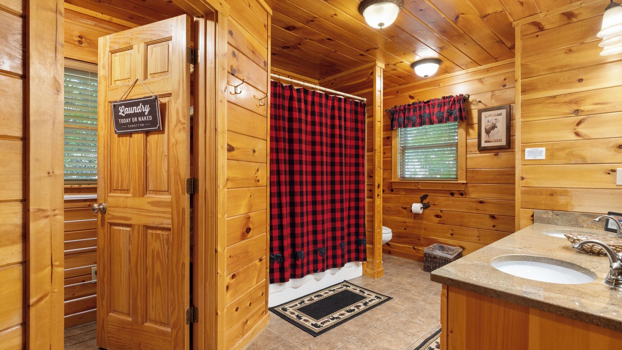 Photo of Bathroom in Ellijay