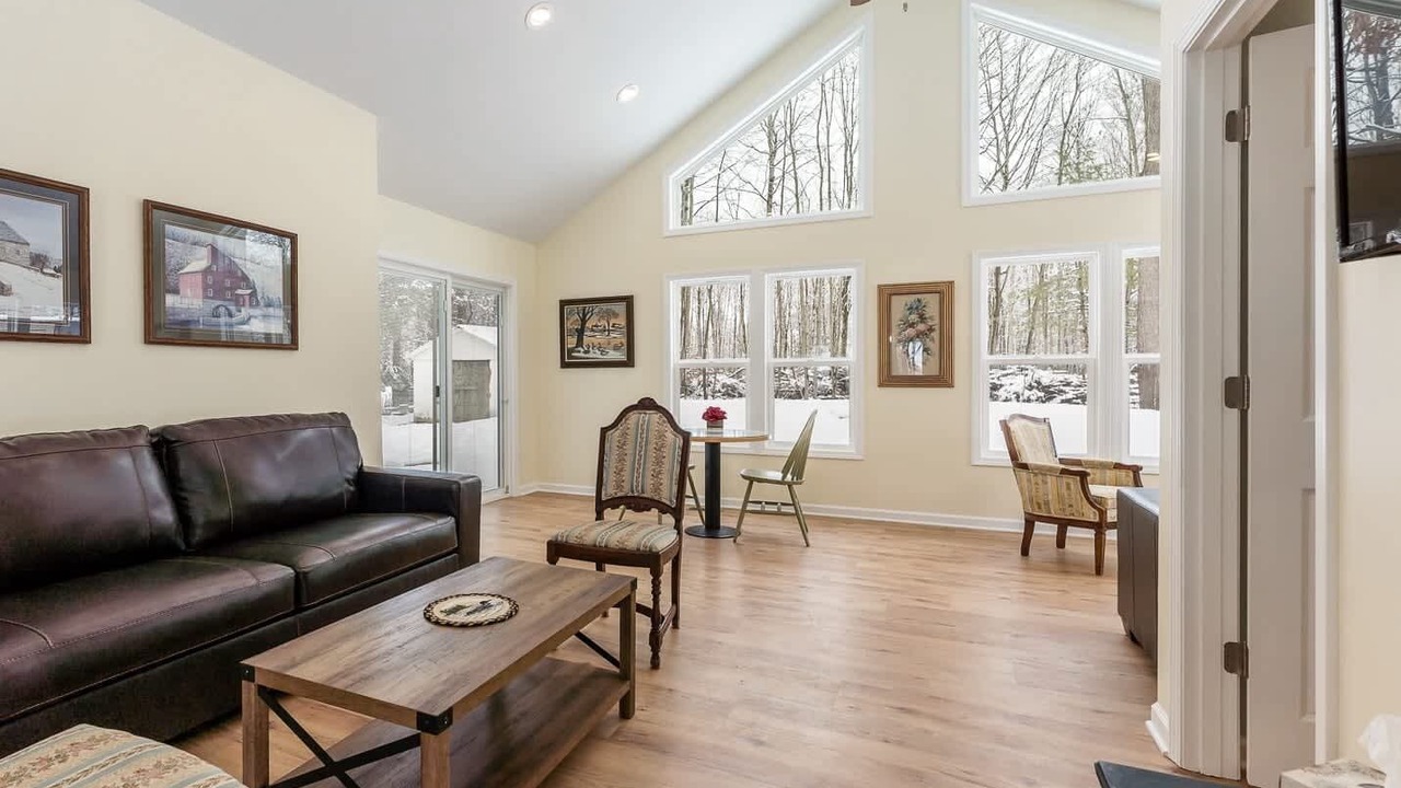 Photo of Bedroom in Kendall