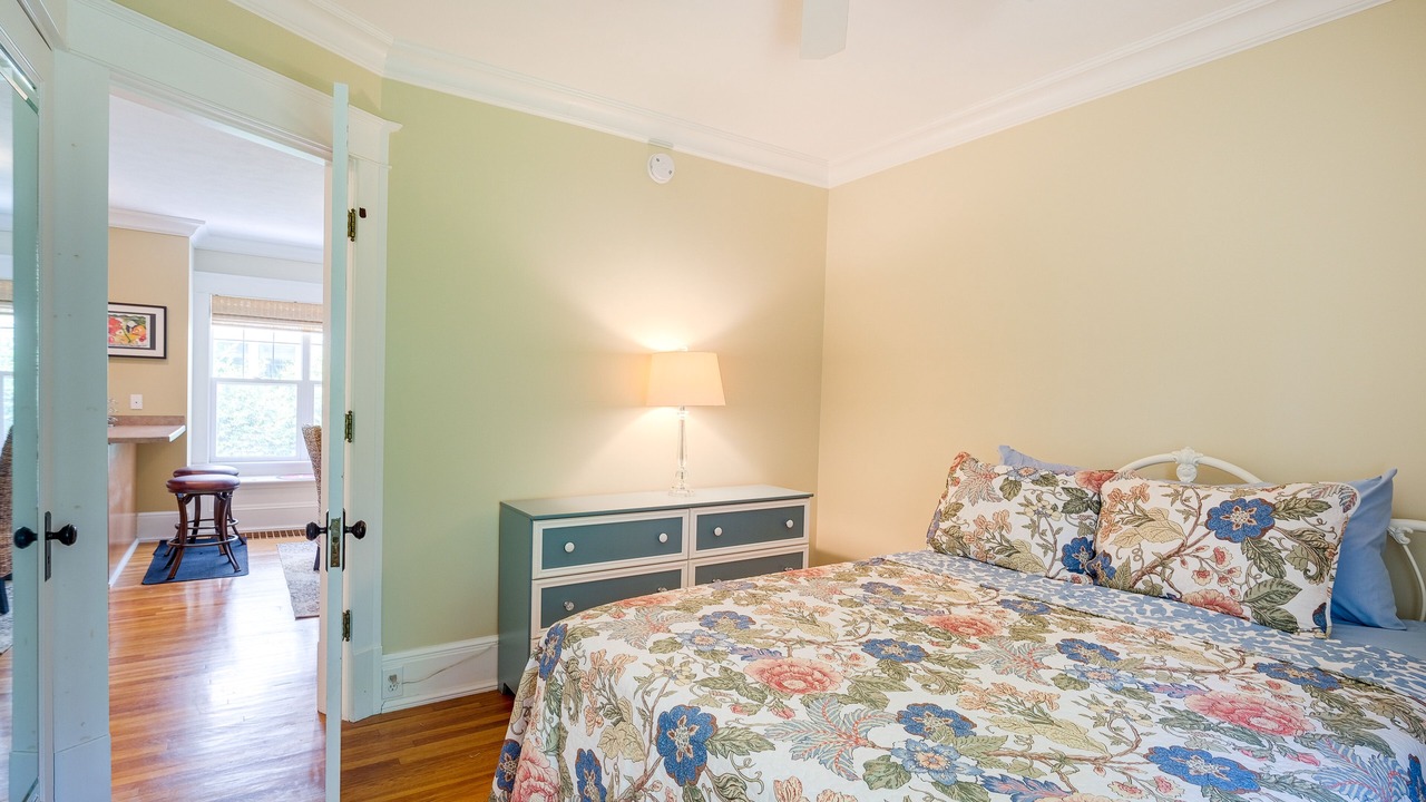 Photo of Bedroom in Frankfort