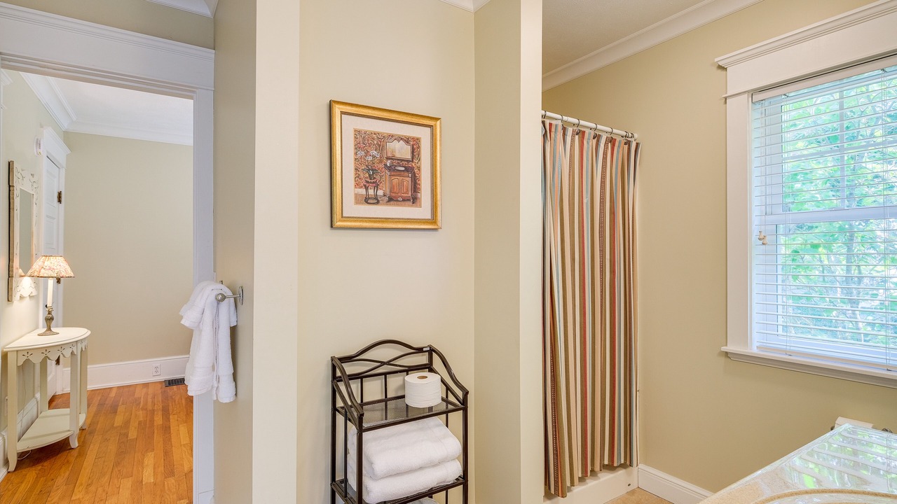 Photo of Bathroom in Frankfort