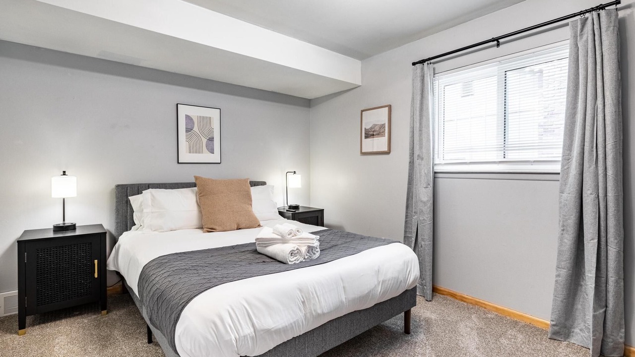 Photo of Bedroom in Southfield