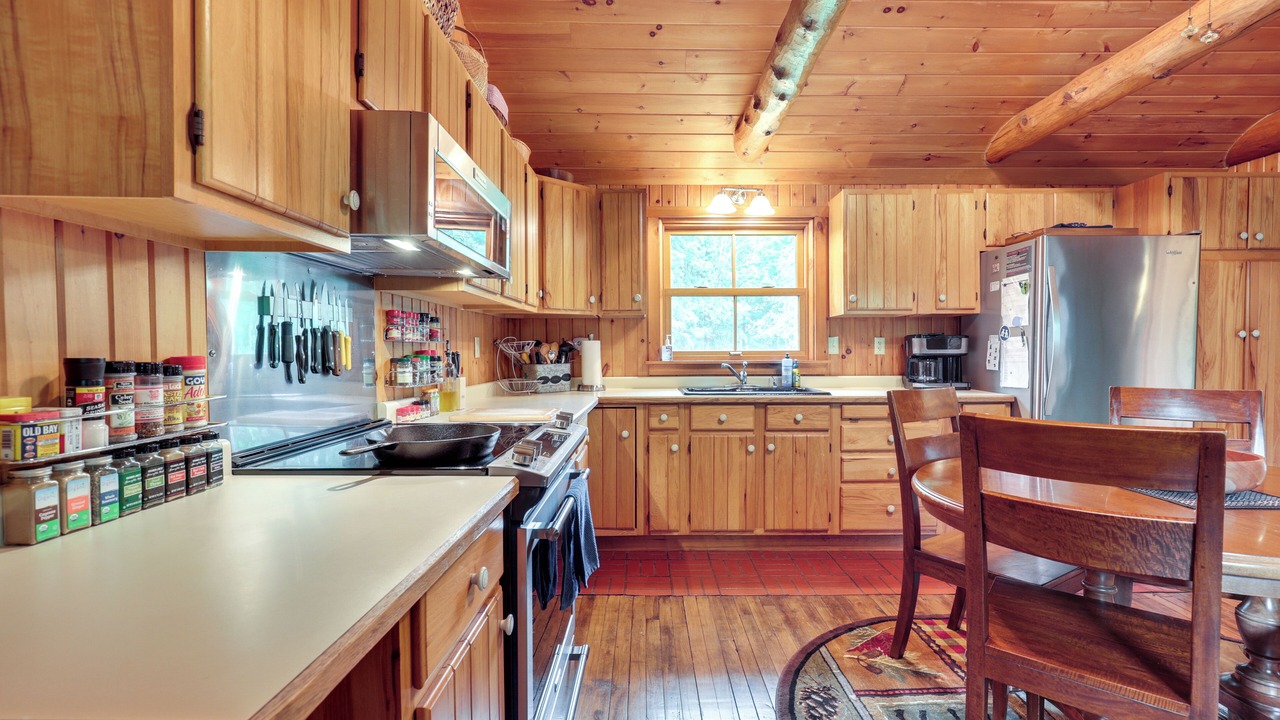Photo of Kitchen in Park Falls