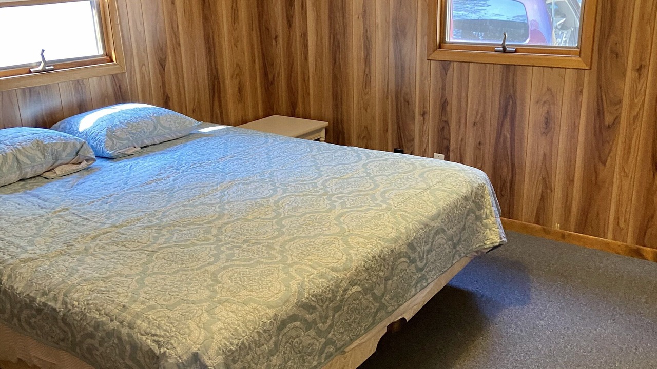 Photo of Bedroom in Silver Lake