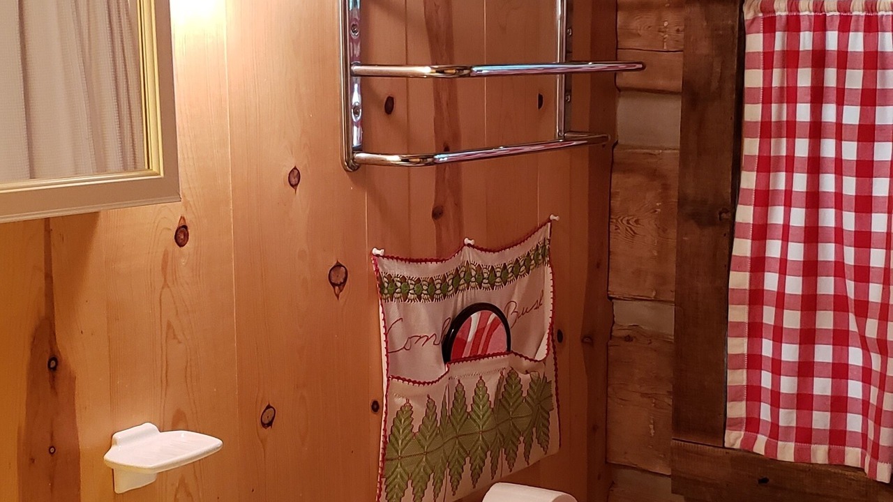 Photo of Bathroom in Bay Harbor