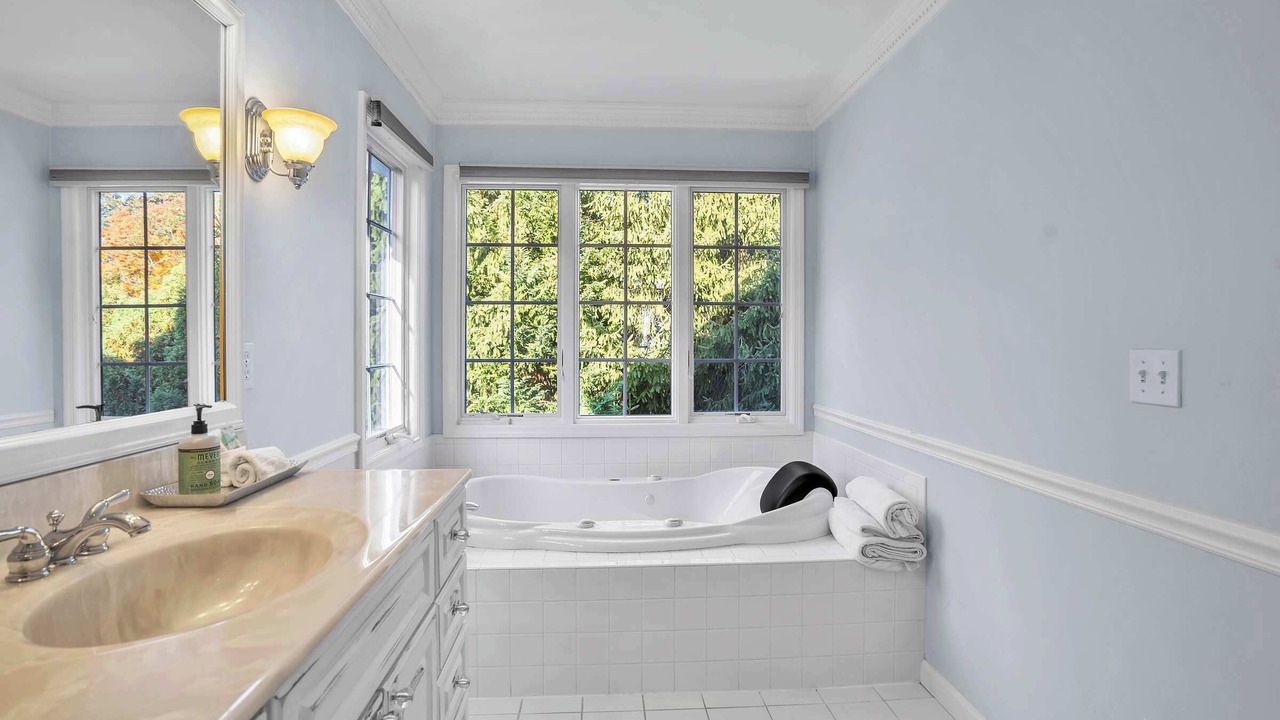 Photo of Bathroom in Laurel