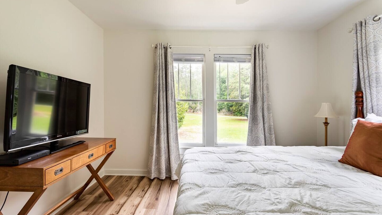 Photo of Bedroom in Stone County