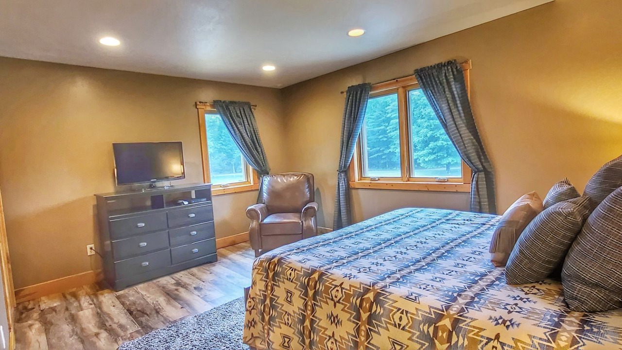 Photo of Bedroom in Ingalls