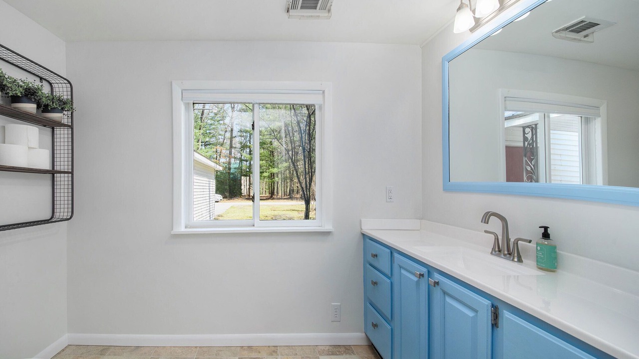 Photo of Bathroom in Branch