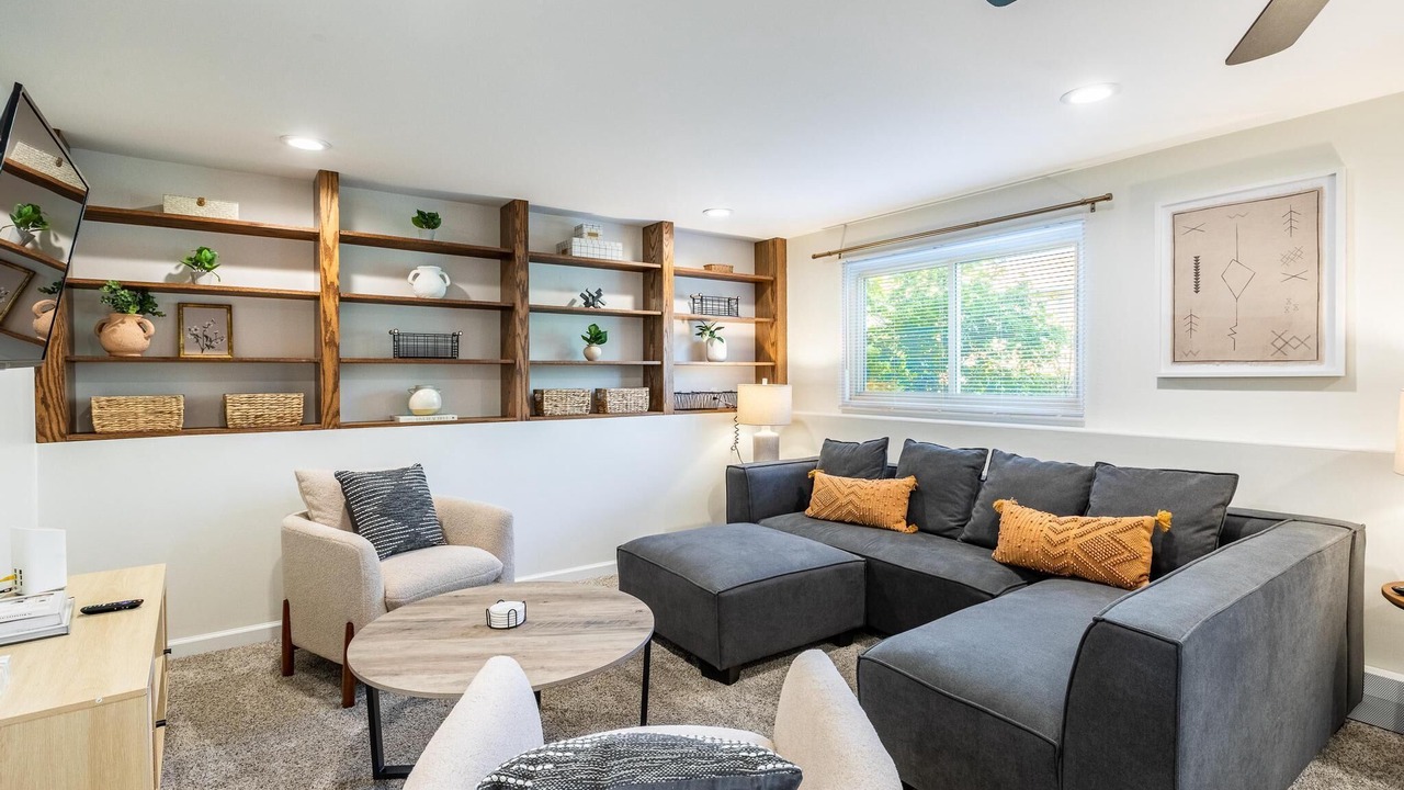 Photo of Livingroom in Sterling Heights