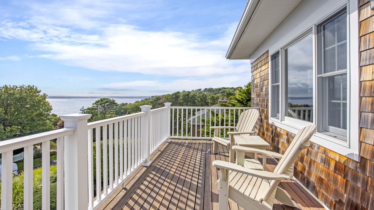 Photo of Patio Balcony in Shinnecock Hills