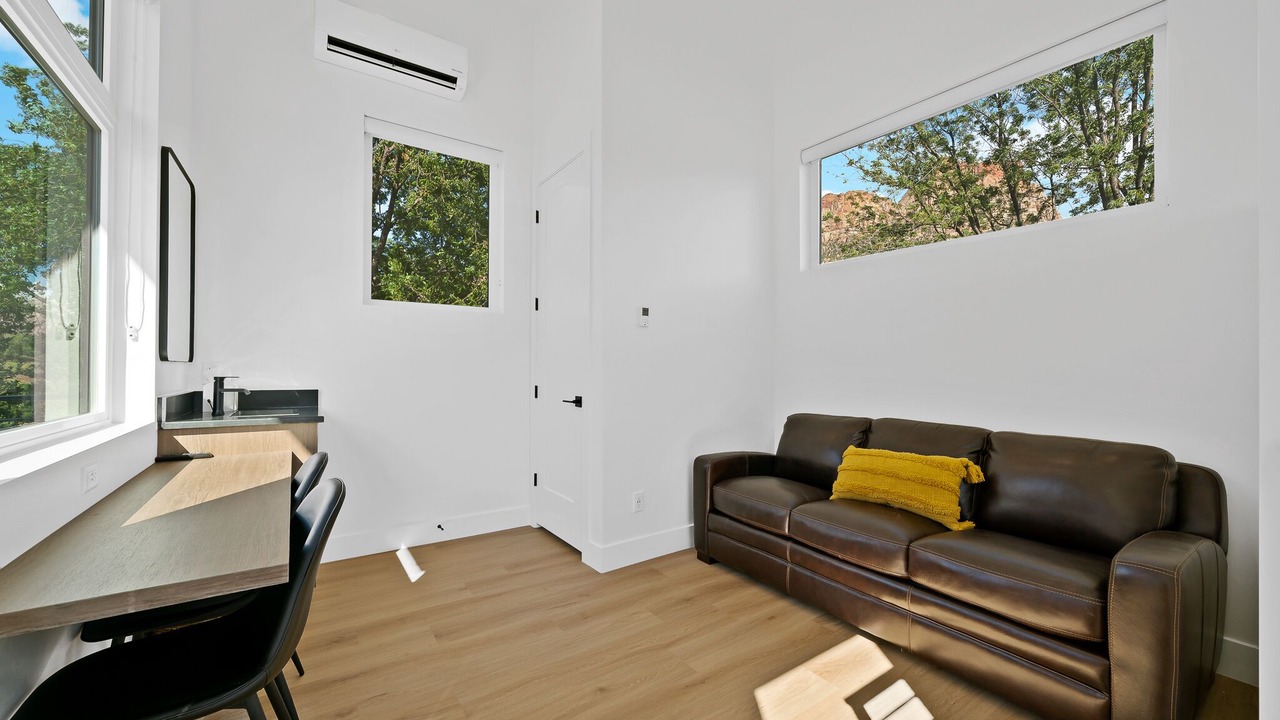 Photo of Livingroom in Zion National Park South Entrance