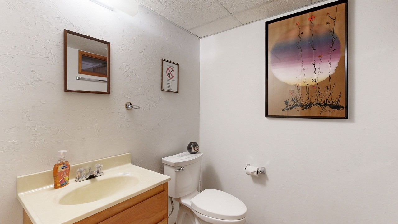 Photo of Bathroom in Dunes City