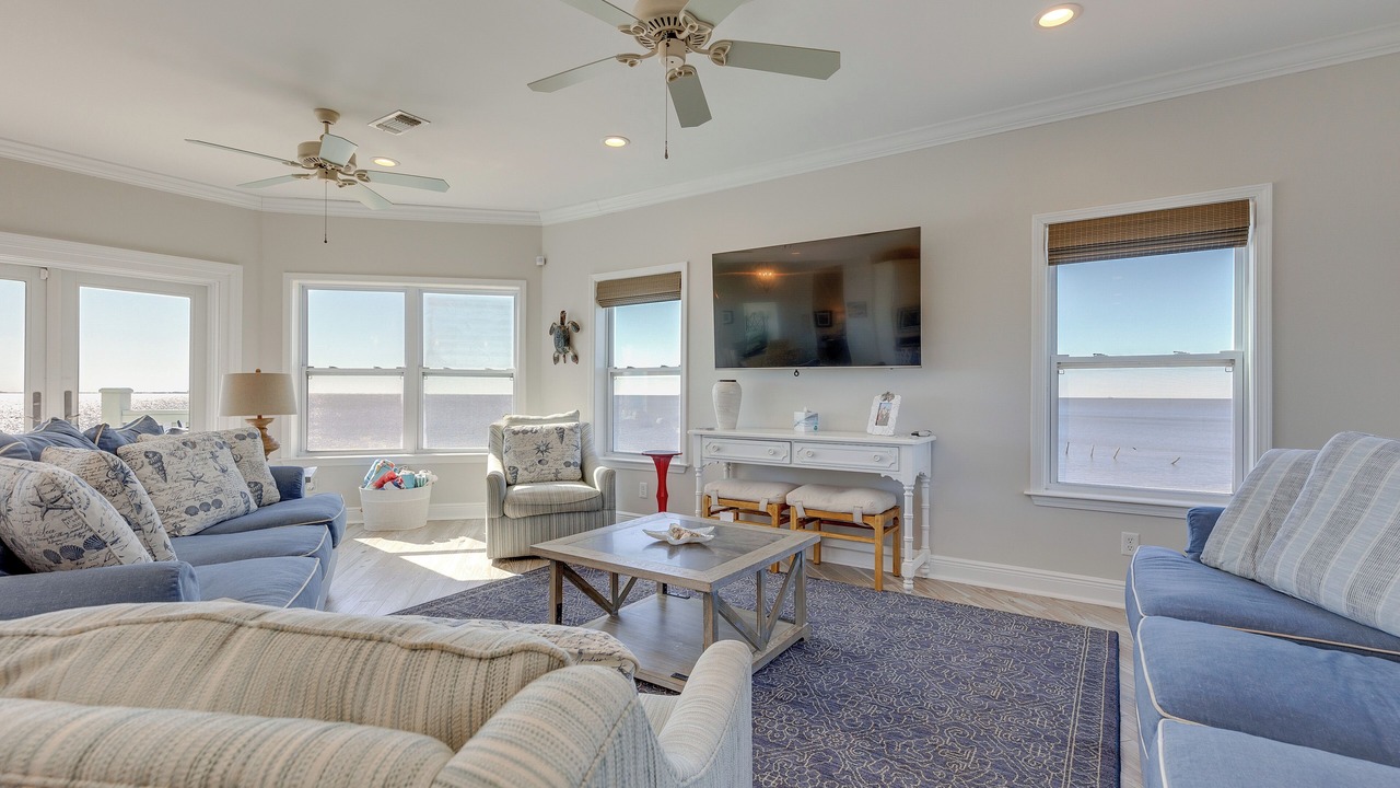 Photo of Bedroom in Ocean Springs