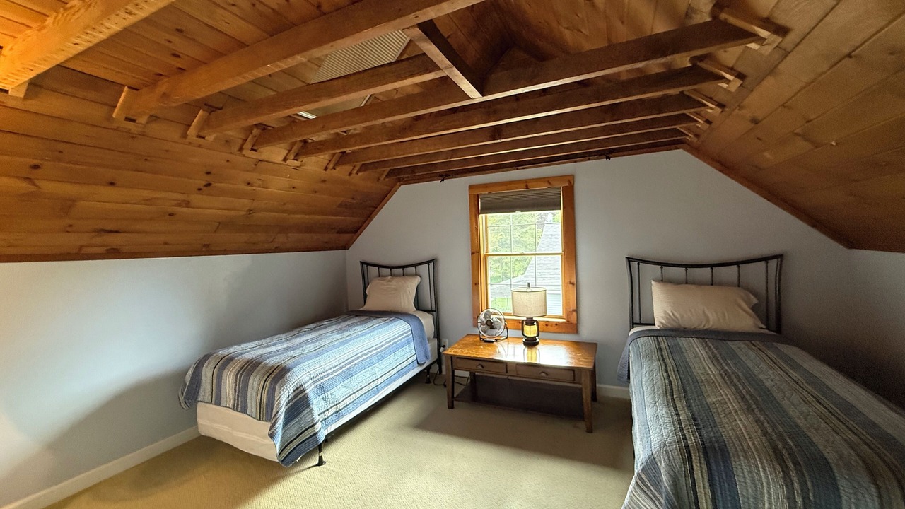 Photo of Bedroom in Northport