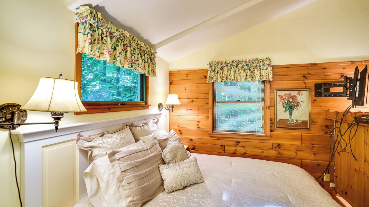 Photo of Bedroom in Fish Creek